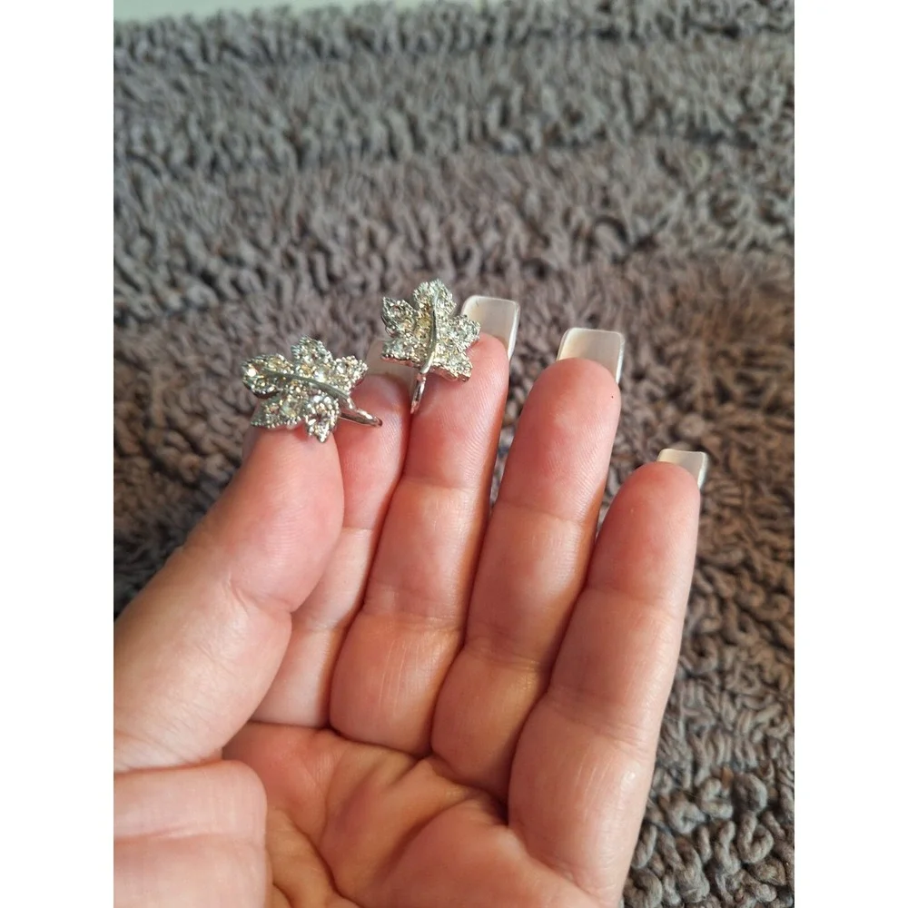 Vintage Keyes Rhinestone Brooch And Earrings Leaf Shape Silver Tone Srew Back...